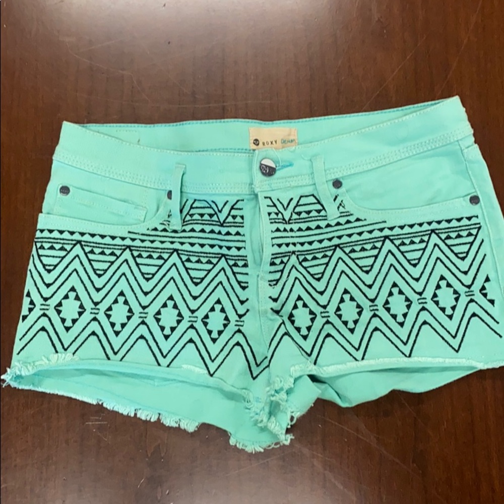 NWT Roxy Teal Aztec Denim Frayed Jean Shorts 7/28
